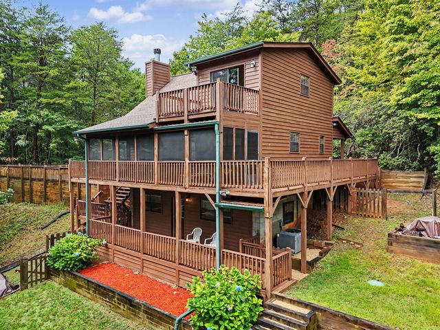 736 Laurel Hill Road, Young Harris, GA 30582