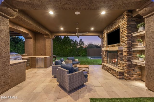 7580 W QUESTA Drive, Peoria, AZ 85383