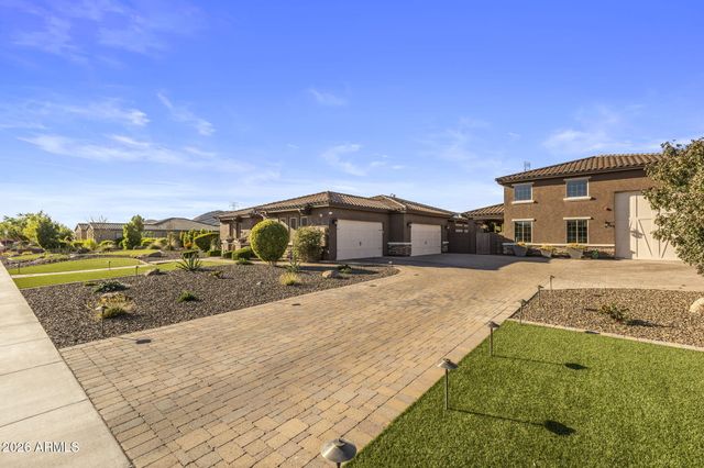 7580 W QUESTA Drive, Peoria, AZ 85383