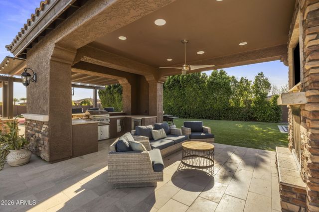 7580 W QUESTA Drive, Peoria, AZ 85383