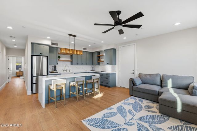 7580 W QUESTA Drive, Peoria, AZ 85383