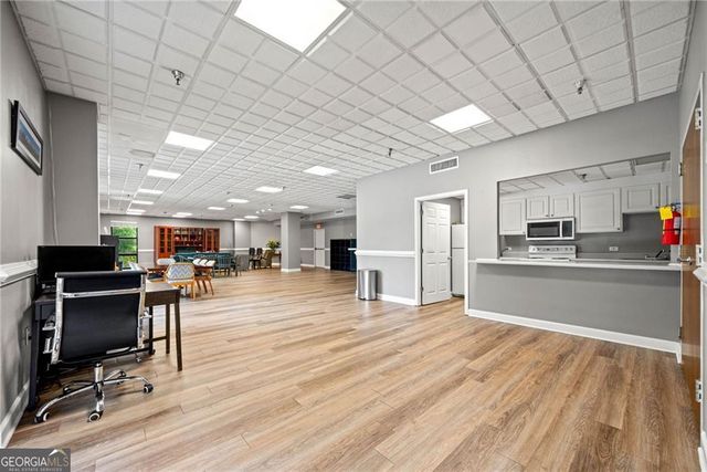 391 Ralph Mcgill Boulevard 391 P, Atlanta, GA 30312