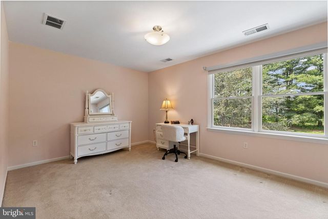 49 SARATOGA DR, West Windsor, NJ 08550
