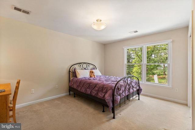 49 SARATOGA DR, West Windsor, NJ 08550