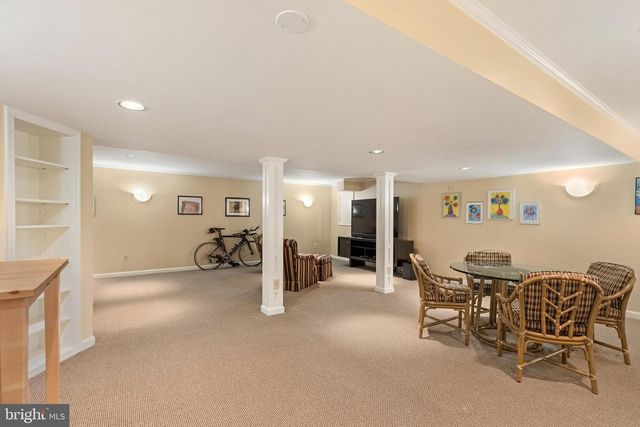 49 SARATOGA DR, West Windsor, NJ 08550