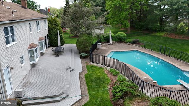 49 SARATOGA DR, West Windsor, NJ 08550