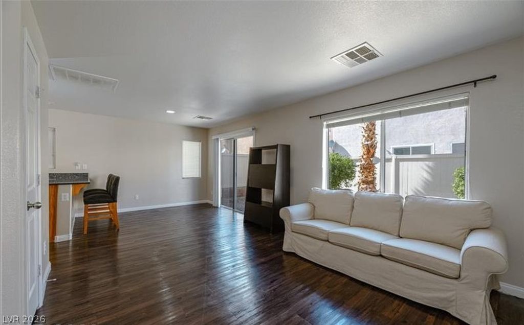 9506 Milkweed Canyon Avenue, Las Vegas, NV 89166 — photo 5