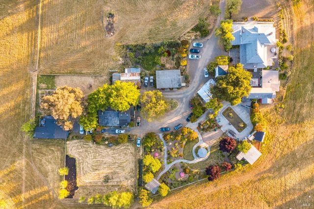 5215 Lakeville Hwy, Petaluma, CA 94954