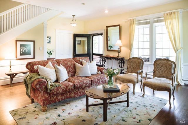 5215 Lakeville Hwy, Petaluma, CA 94954