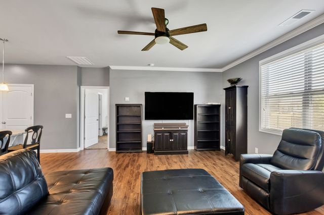 3713 Sweetbriar Ave, Murfreesboro, TN 37128