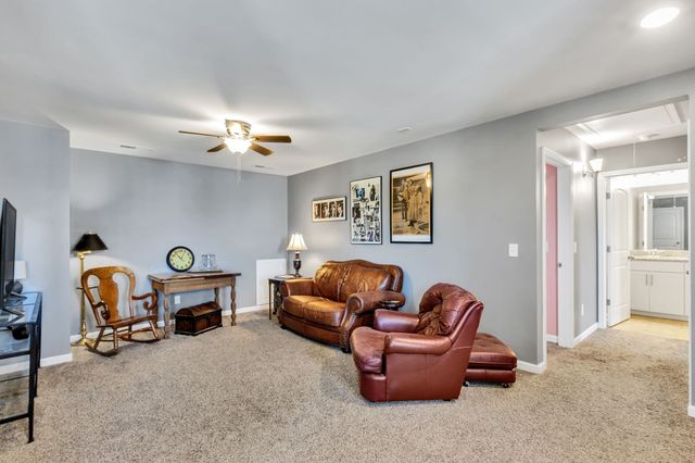 3713 Sweetbriar Ave, Murfreesboro, TN 37128