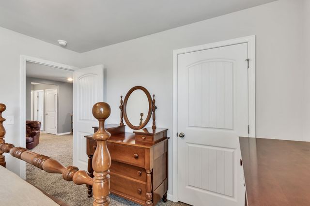 3713 Sweetbriar Ave, Murfreesboro, TN 37128
