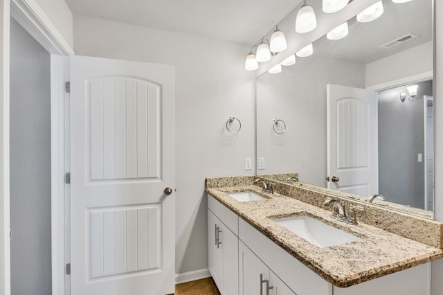 3713 Sweetbriar Ave, Murfreesboro, TN 37128