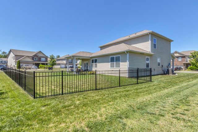 3713 Sweetbriar Ave, Murfreesboro, TN 37128