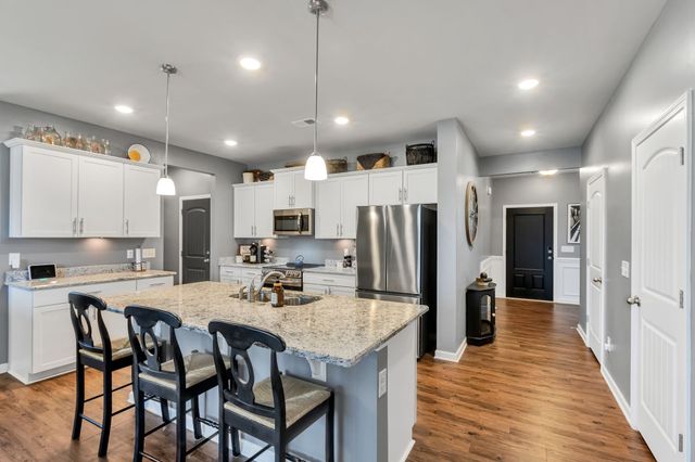 3713 Sweetbriar Ave, Murfreesboro, TN 37128