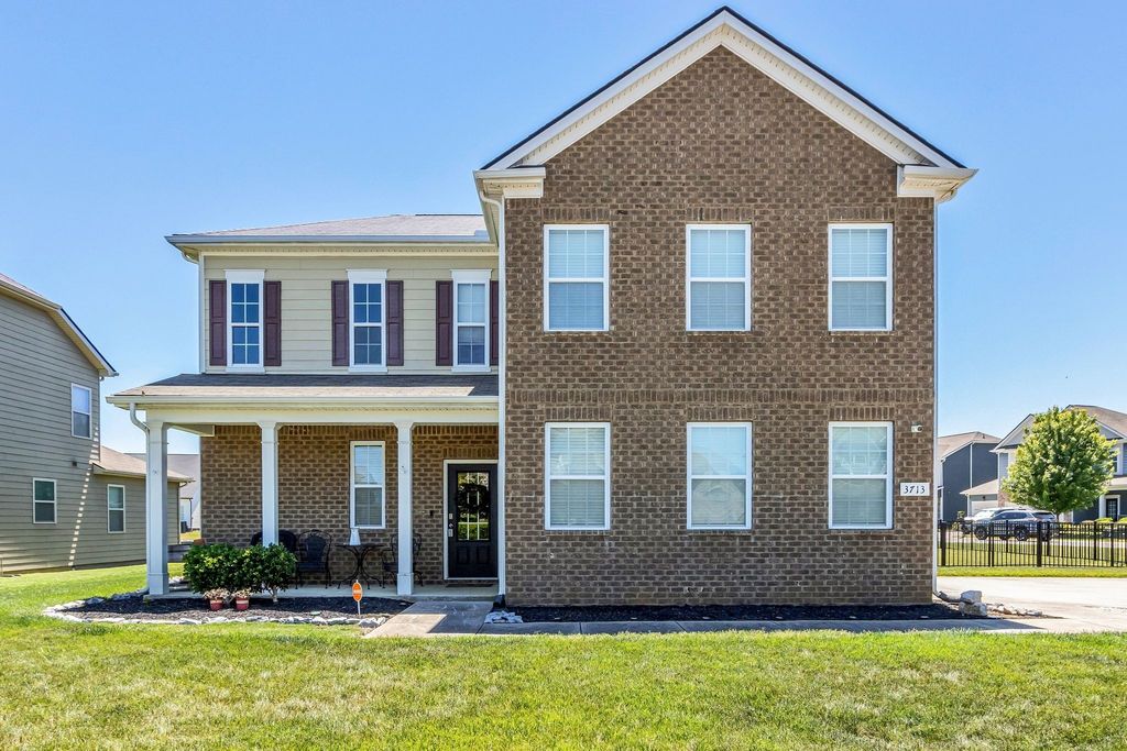 3713 Sweetbriar Ave, Murfreesboro, TN 37128