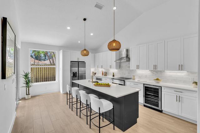 267 Eagleton Estates Boulevard, Palm Beach Gardens, FL 33418