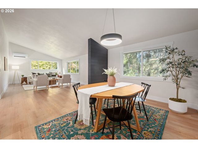 1955 W 28TH Ave, Eugene, OR 97405