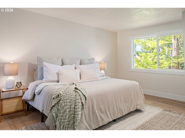 1955 W 28TH Ave, Eugene, OR 97405