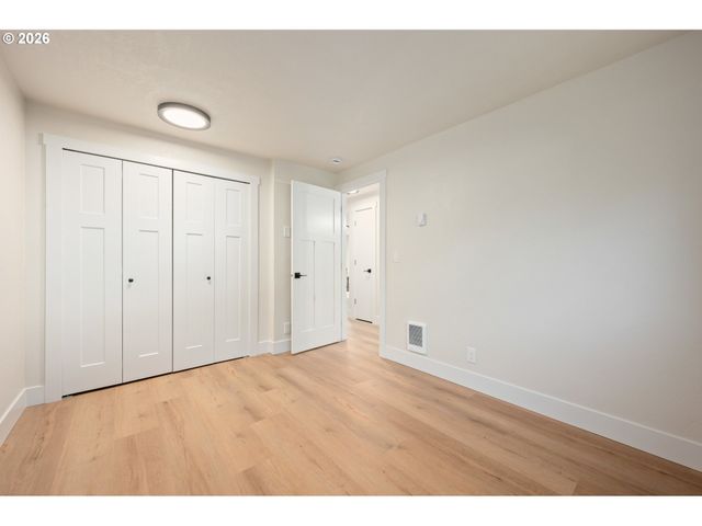 1955 W 28TH Ave, Eugene, OR 97405