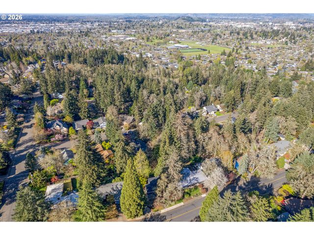 1955 W 28TH Ave, Eugene, OR 97405