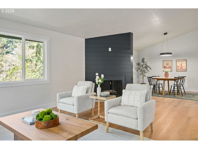 1955 W 28TH Ave, Eugene, OR 97405