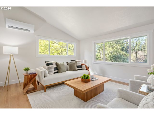 1955 W 28TH Ave, Eugene, OR 97405