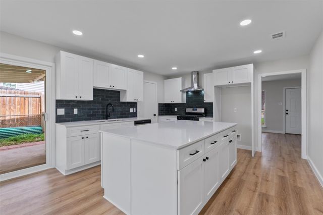 4812 Aberdeen DR, Austin, TX 78745