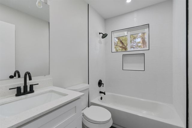 4812 Aberdeen DR, Austin, TX 78745