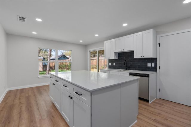 4812 Aberdeen DR, Austin, TX 78745