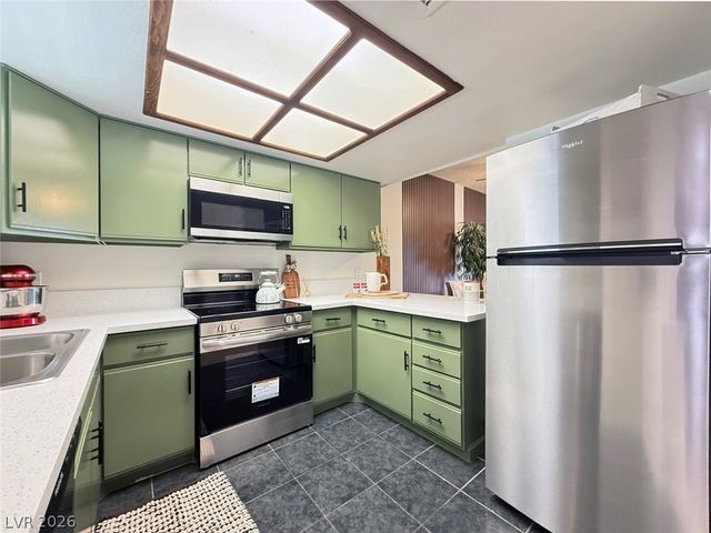 3823 South Maryland Parkway T6, Las Vegas, NV 89119