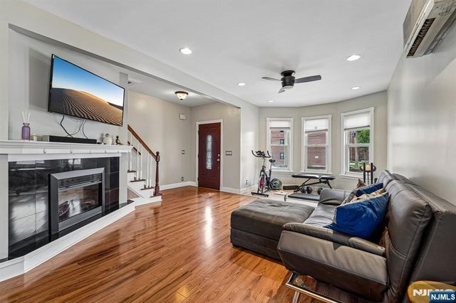 155 3rd Street, Bayonne, NJ 07002
