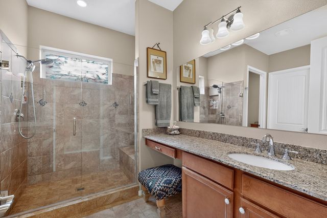4713 Las Plazuelas, Santa Fe, NM 87507