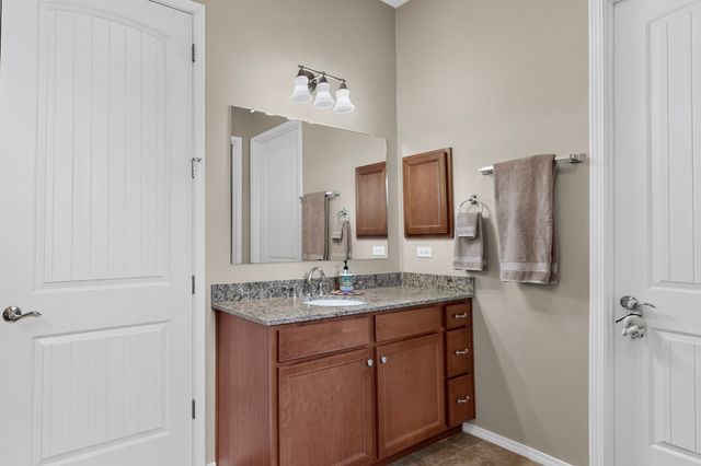 4713 Las Plazuelas, Santa Fe, NM 87507