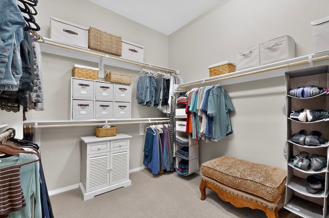 4713 Las Plazuelas, Santa Fe, NM 87507