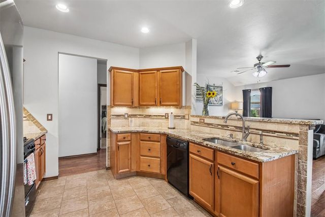 9613 Lauren Drive, Oklahoma City, OK 73160