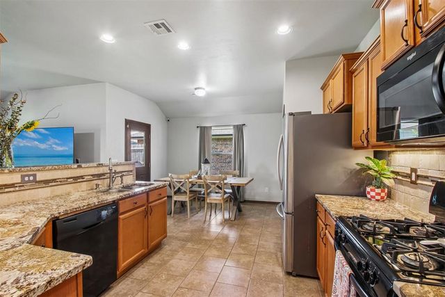 9613 Lauren Drive, Oklahoma City, OK 73160