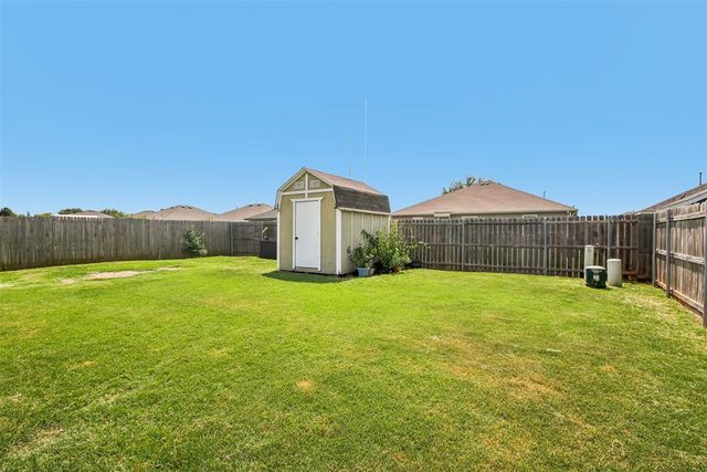9613 Lauren Drive, Oklahoma City, OK 73160