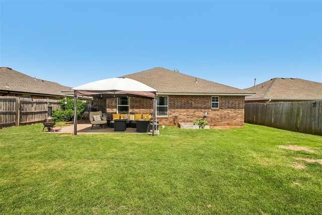 9613 Lauren Drive, Oklahoma City, OK 73160