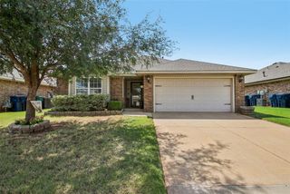 9613 Lauren Drive, Oklahoma City, OK 73160