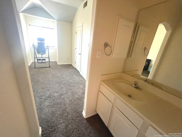610 RENOIR, San Antonio, TX 78258