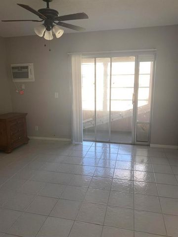 71 Easthampton C, West Palm Beach, FL 33417