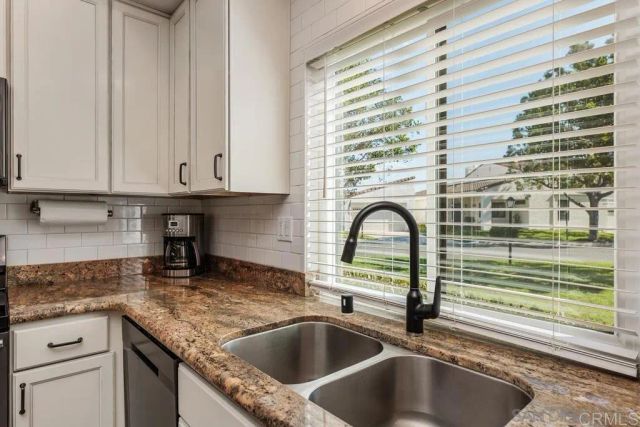 17930 Villamoura Drive, Poway, CA 92064