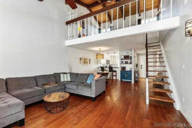 17930 Villamoura Drive, Poway, CA 92064