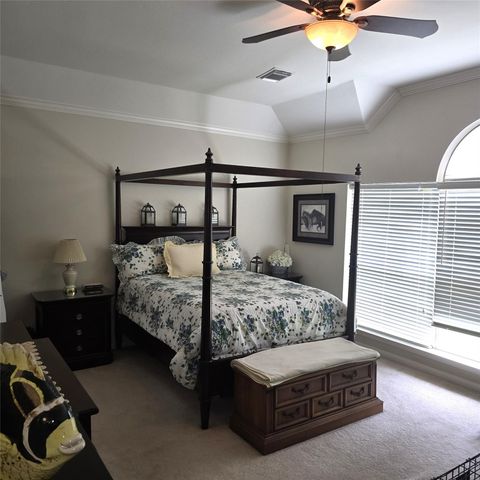 2431 Oyster Loop Drive, Sugar Land, TX 77478