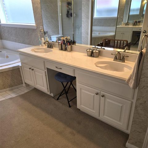 2431 Oyster Loop Drive, Sugar Land, TX 77478