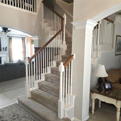 2431 Oyster Loop Drive, Sugar Land, TX 77478