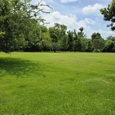2431 Oyster Loop Drive, Sugar Land, TX 77478
