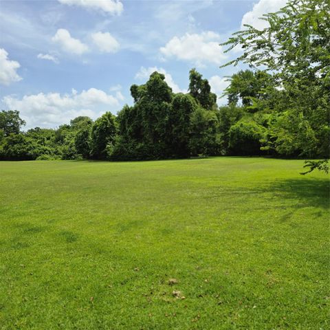 2431 Oyster Loop Drive, Sugar Land, TX 77478