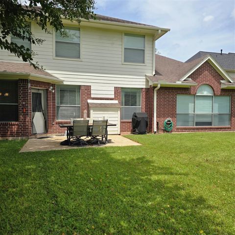 2431 Oyster Loop Drive, Sugar Land, TX 77478